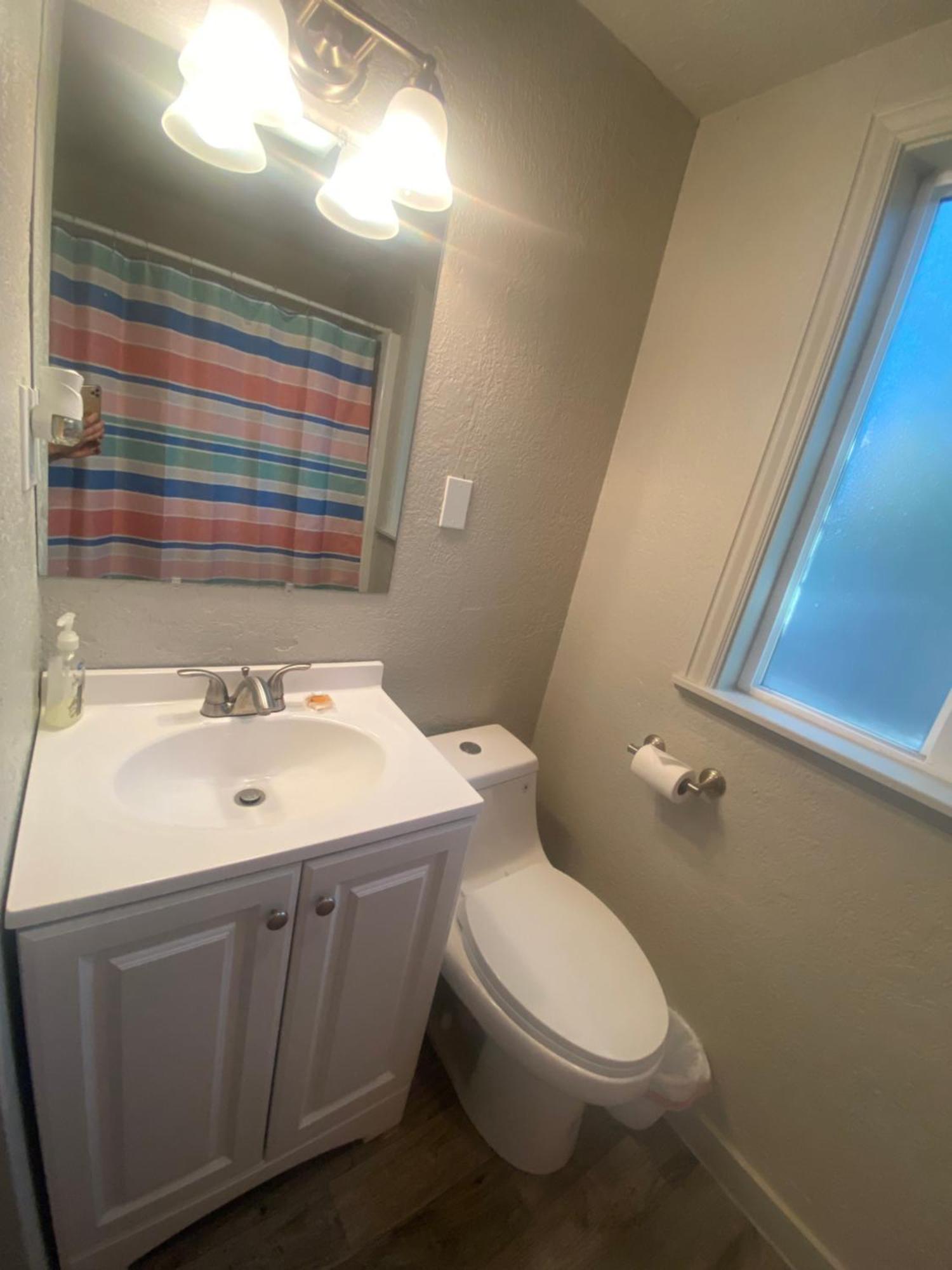Cute Entire Small House With Large Yard! Pets Welcome! West Valley City Exterior foto
